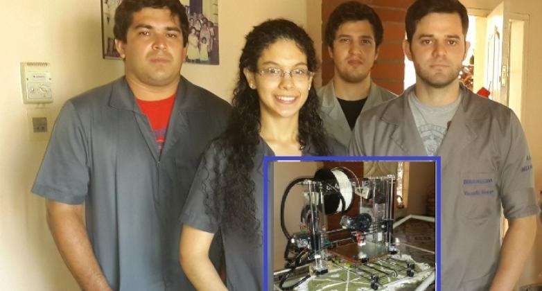 Cuatro estudiantes crearon impresora 3D para uso académico