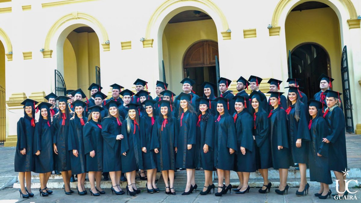 Graduación de la Promoción 2017-2018 de Derecho, Campus Guairá