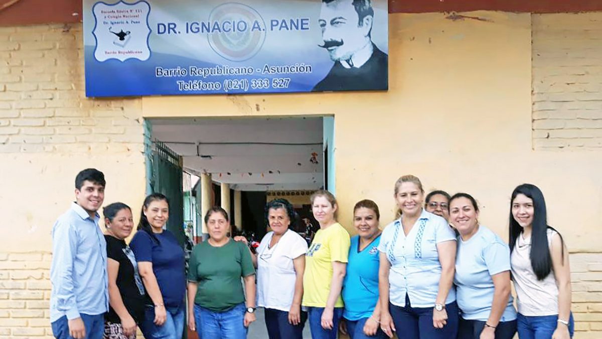 FEUCCA dona sillas pupitres al Colegio Nacional Dr. Ignacio A. Pane