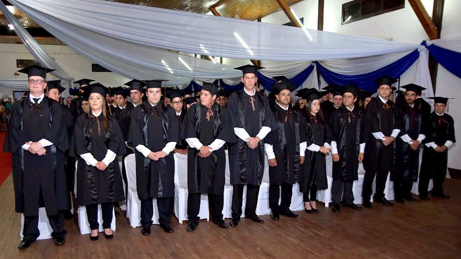 Ceremonia de Graduación de la Unidad Pedagógica Hohenau
