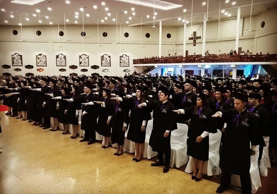 Ceremonia de Graduación en Itapúa
