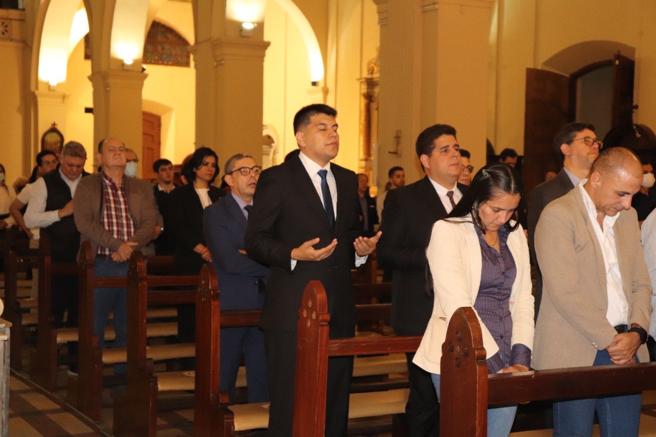 Misa de Acción de Gracias por el Día del periodista, docente y ...