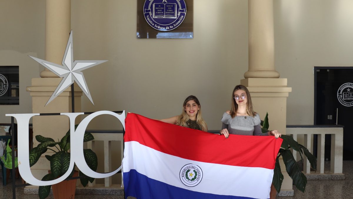 Estudiantes de la UC participan de la competencia global Hult Prize
