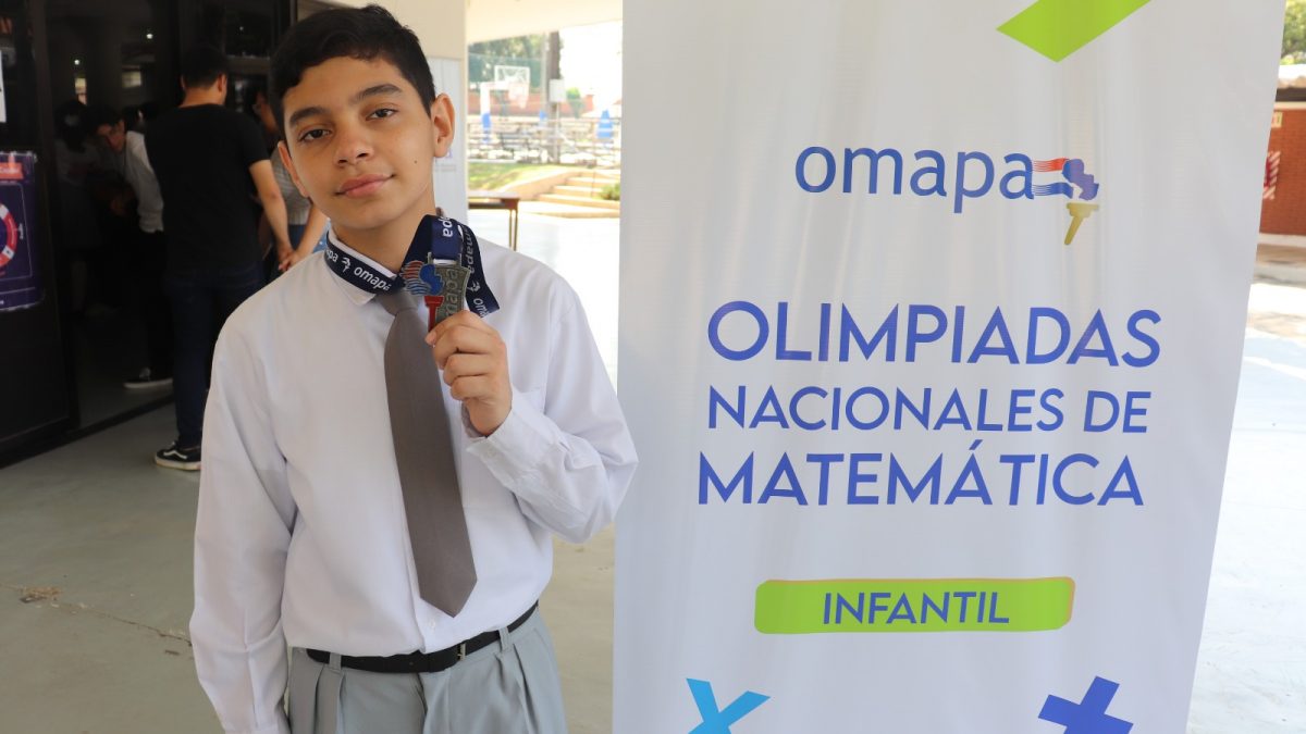 Destacado alumno de la Escuela Marillac logra campeonato departamental en Olimpiada de Matemáticas