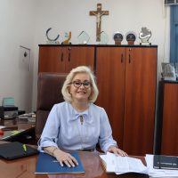 Dra Teresa de Jesus Servin Abente Vicerrectora Administrativa y Financiera