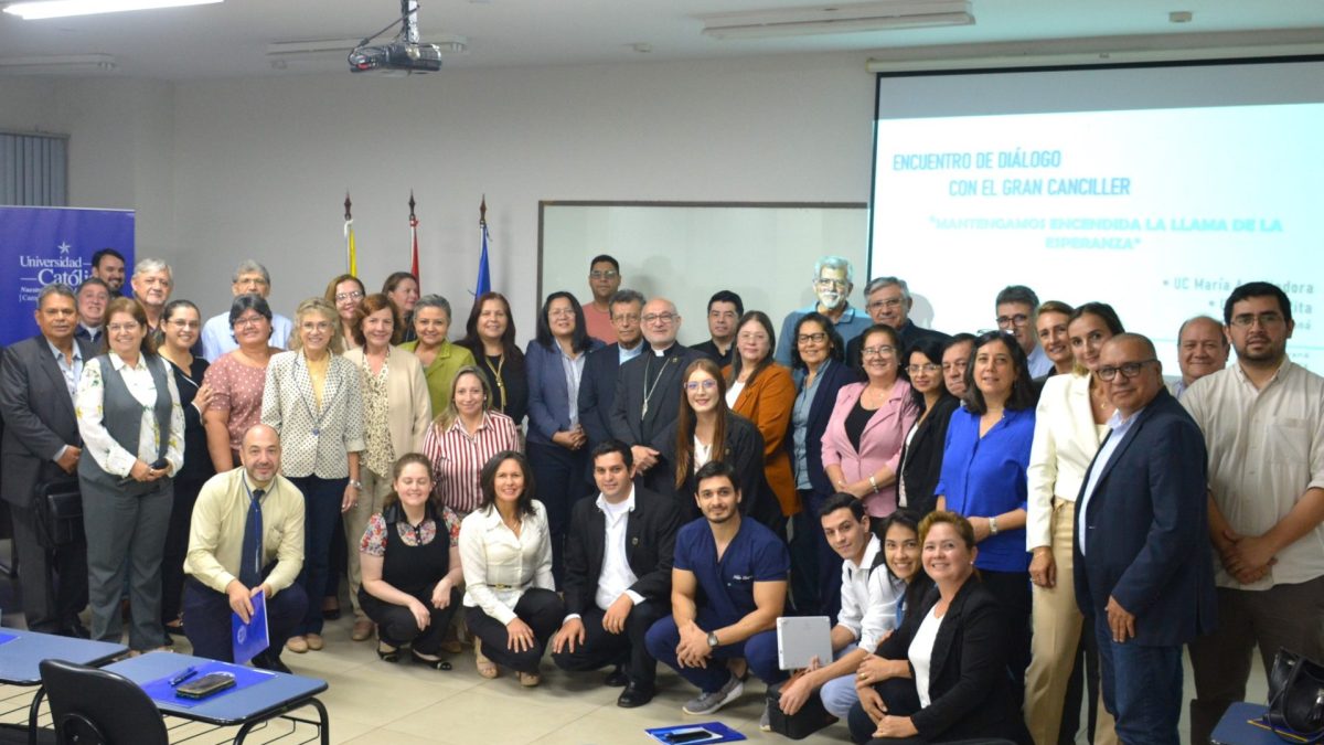 Gran Canciller de la UC se reúne con representantes de la comunidad universitaria en Alto Paraná