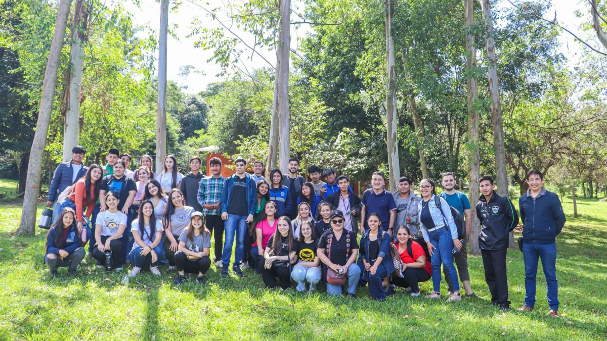 Estudiantes de Campus Itapúa visitan Centro Agroecológico de Misión Guaraní