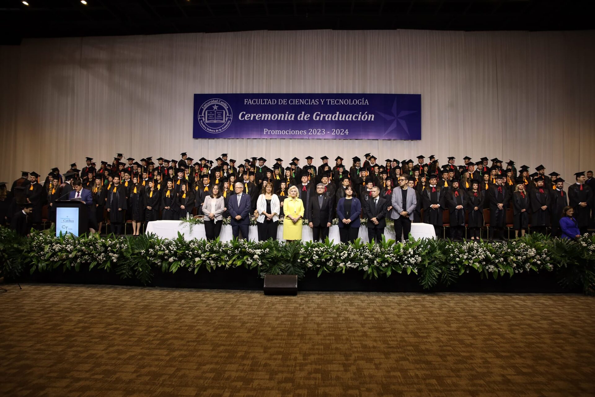 Ceremonia de Graduación de la Facultad de Ciencias y Tecnología Campus ...